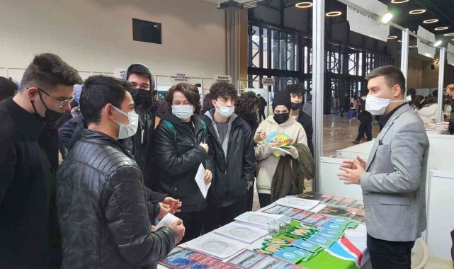 Düzce Üniversitesi Kocaeli'de öğrencilerle buluştu