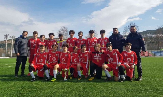 Edebali Ortaokulu, Yıldız Erkek Futbol Turnuvasında il birincisi oldu