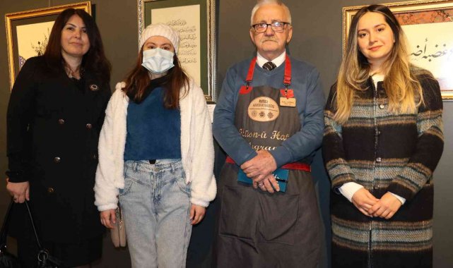 Edirne'de "40 Hadis-i Şerif" sergisi sanatseverlerle buluştu
