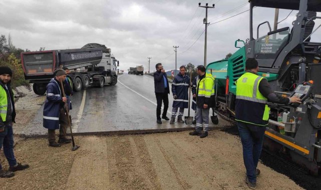 Edremit-Kalkım yolu girişi yenileniyor
