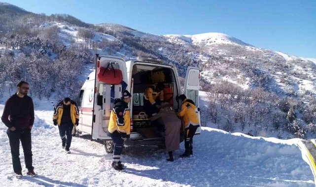 Ekipler Covid-19 şüpheli hasta için seferber oldu