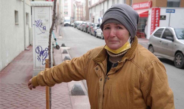 Ekmek teknesini çalan hırsızlara gözyaşlarıyla seslendi