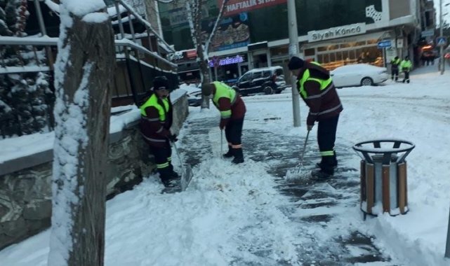 Elazığ Belediyesinin kar mesaisi sürüyor