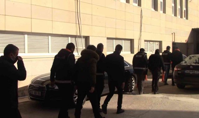 Elazığ merkezli 3 ilde tefecilik operasyonu: 9 gözaltı