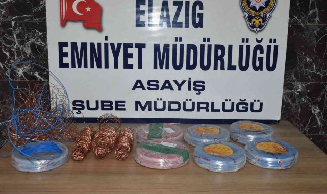 Elazığ'da 21 suç kaydı bulunan 2 şüpheli, çaldıkları kabloları yakarken yakalandı