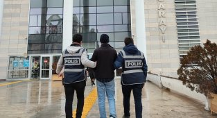 Elazığ'da 28 ayrı suç kaydı olan şüpheli kombi çaldıktan sonra yakalandı