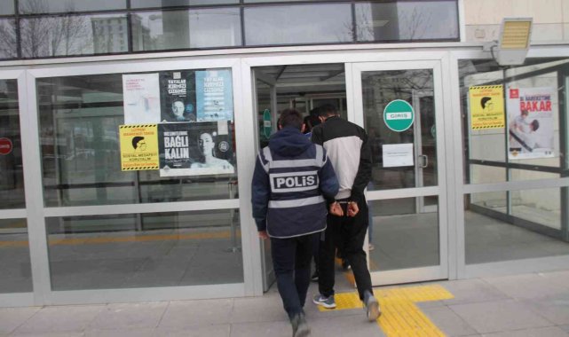 Elazığ'da bir iş yerinden 80 bin liralık malzeme çalan 3 şüpheli tutuklandı