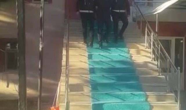 Elazığ'da çaldıkları kabloları il dışına satan 2 şüpheli yakalandı