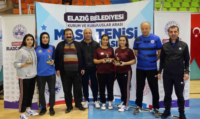 Elazığ&#039;da masa tenisi turnuvası sona erdi