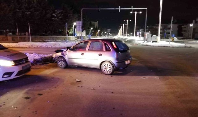 Elazığ'da trafik kazası: 2 yaralı