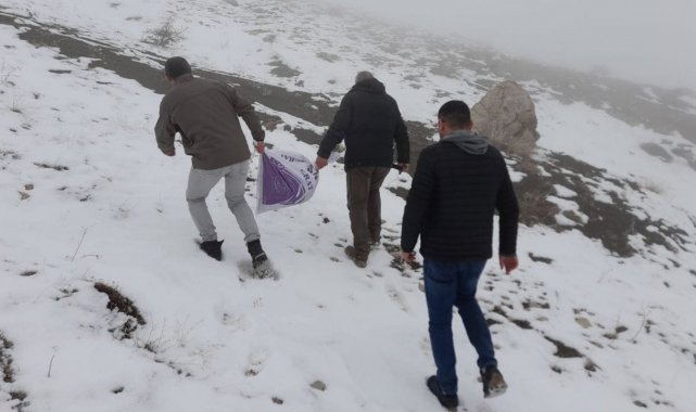Elazığ'da yaban hayvanları için doğaya yem bırakıldı