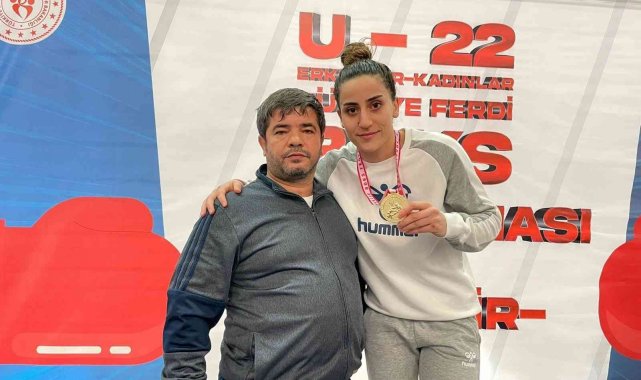 Elazığlı boksörler Kırşehir'den 5 madalya çıkardı