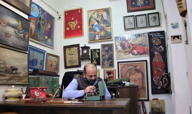 Emekli askerin hayran bırakan antika koleksiyonu