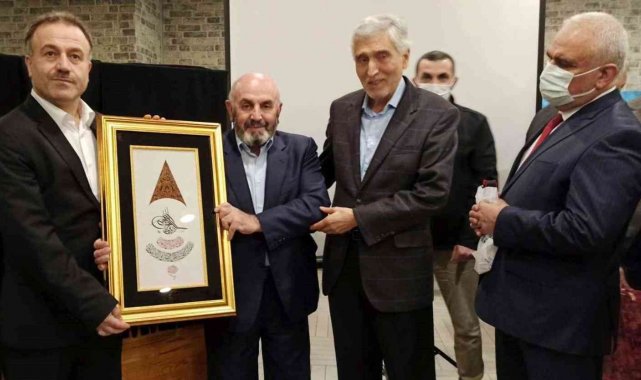 Emekli olan Yalova İl Müftüsü Çıkrık&#039;a veda