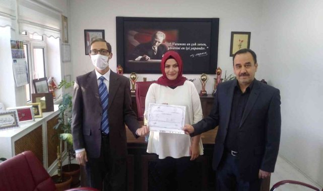 Emet'in belgeli ilk bayan avcısı