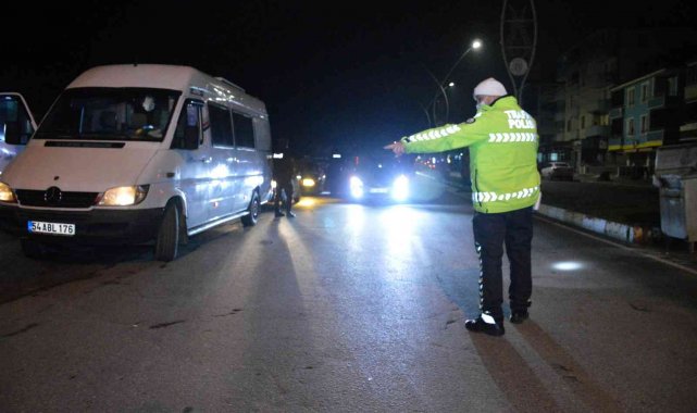 Emniyet ekipleri denetimleri sıklaştırdı, 12 araca 9 bin ceza kesildi