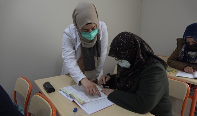 Erciş'te 625 kadın okuma yazma öğrendi