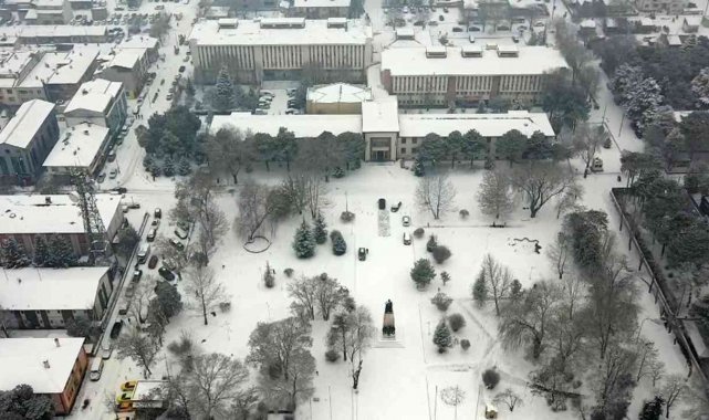 Erzincan&#039;da eğitime kar tatili