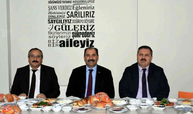 Erzincan'da "İmam Hatip Okullarının Çevre Buluşmaları" kapsamında program düzenlendi