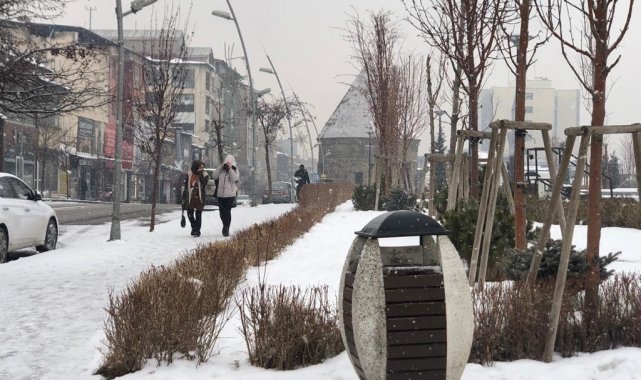 Erzurum beyaz örtüyle kaplandı