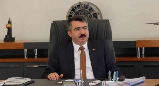 Erzurumlu başkana övgü