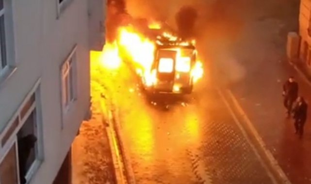 Esenyurt'ta işçi servisi alev topuna döndü