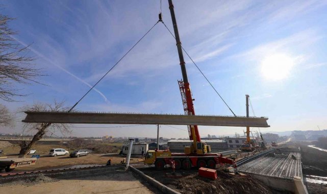 Eski Mardin yolunda çalışmalar sürüyor