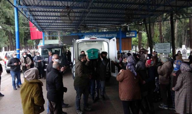 Eski nişanlısı tarafından öldürülen genç kadın son yolculuğuna uğurlandı