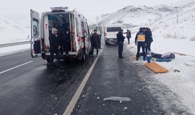 Evde bakım hizmeti alan kadını hastaneye götüren ambulans şarampole yuvarlandı: 1 ölü, 4 yaralı