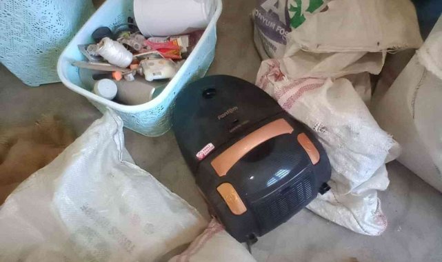 Evde ne bulduysa çalmış