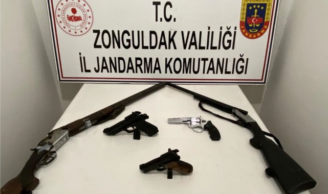 Evden cephanelik çıktı