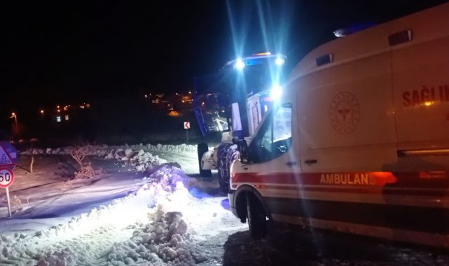 Evlerinde mahsur kalan hastaları ekipler kurtarıyor