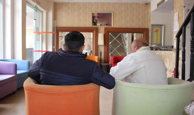 Evsiz vatandaşlara Marmaris Kaymakamlığı sahip çıktı