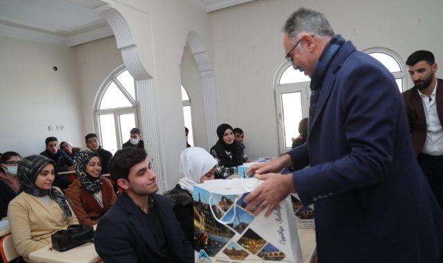 Eyyübiye&#039;de öğrencilere eğitim seti