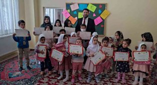 Fakirullahoğlu miniklerin karne sevincine ortak oldu