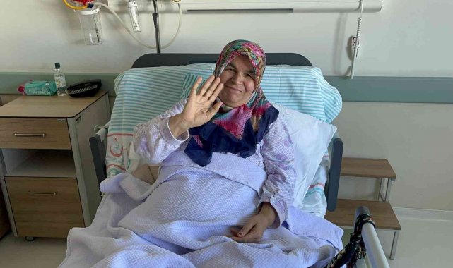 Fark ettiği küçük kitleyi ciddiye almadı, vücudundan 5 kilogram kitle çıktı