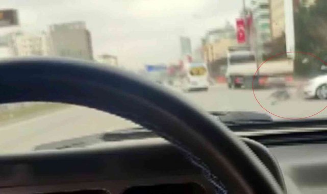 Farkında olmadan feci kazayı kayda aldı