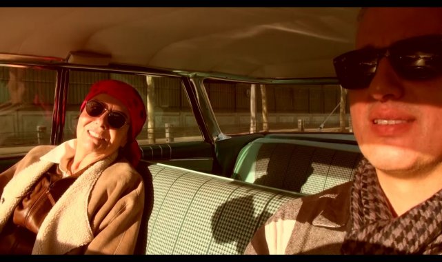 Fatma Girik 75. yaş gününü Kadıköy'de 'Şoför Nebahat' temasıyla böyle kutlamıştı