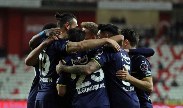 Fenerbahçe, Altay ile 108. randevuda