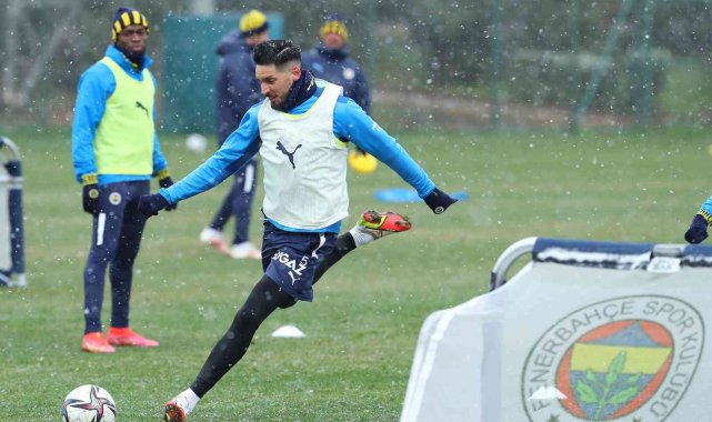 Fenerbahçe, Antalyaspor maçı hazırlıklarını sürdürdü