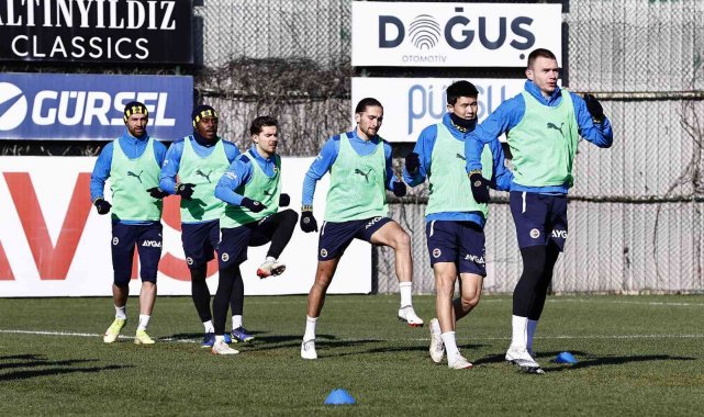 Fenerbahçe'de Altay maçı hazırlıkları sürüyor