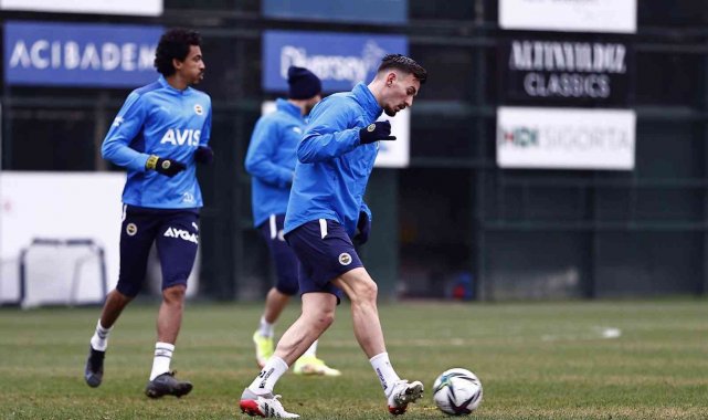 Fenerbahçe'de Antalyaspor hazırlıkları başladı