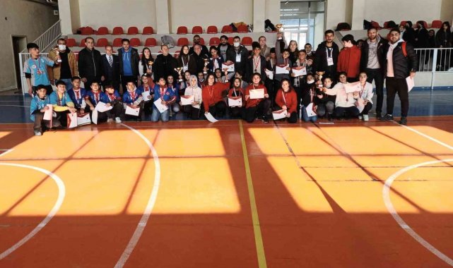 Fevzi Şengül Ortaokulu Dart il birincisi oldu