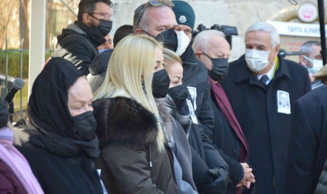 Flash TV'nin sahibi Ömer Göktuğ son yolculuğuna uğurlandı