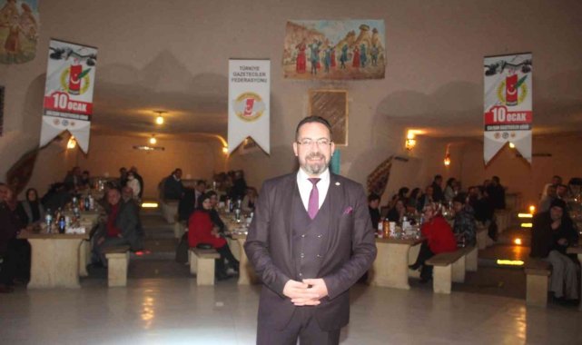 Gazeteciler stres attı