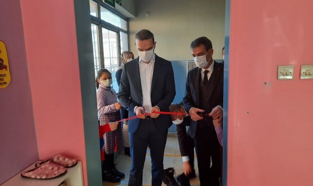 Gazi Emet İlkokulu&#039;na &quot;Temel Yaşam Becerileri&quot; atölyesi açıldı