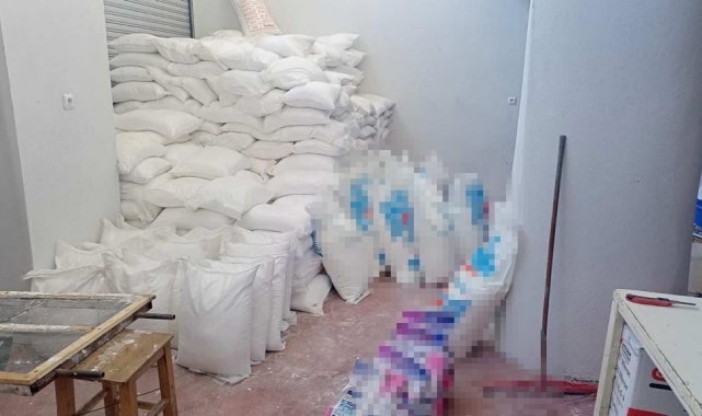 Gaziantep&#039;te 16 ton kaçak deterjan ele geçirildi