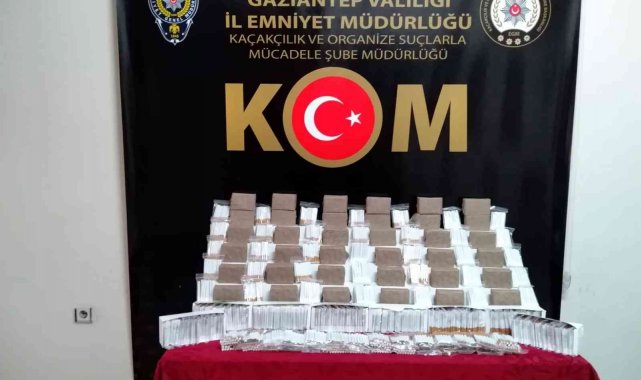 Gaziantep'te kaçak sigara kağıdı ve makaron operasyonu