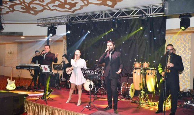 Gaziantepliler yeni yılda Grup Armoni ile çoştu