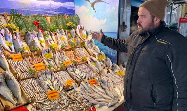 Geçtiğimiz günlerde boş kalan balık tezgahlarında bolluk başladı